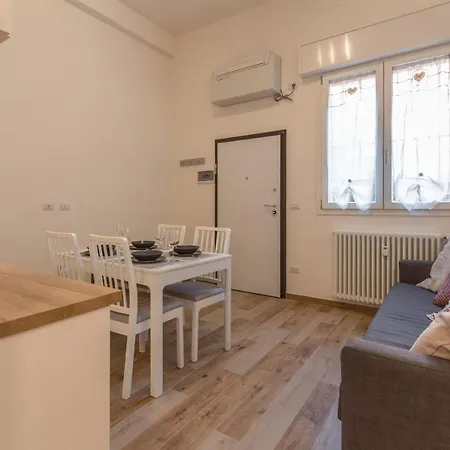 Realkasa Fair Flat * ボローニャ